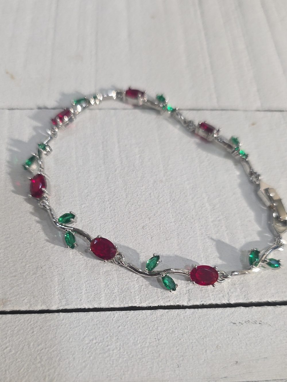 18k Brass Silver Waterproof Bracelet with Red and Green Gemstones